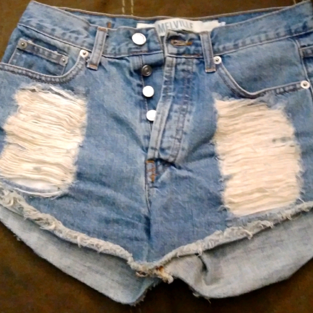 Brandy Melville Distressed Jean Short. EUC.